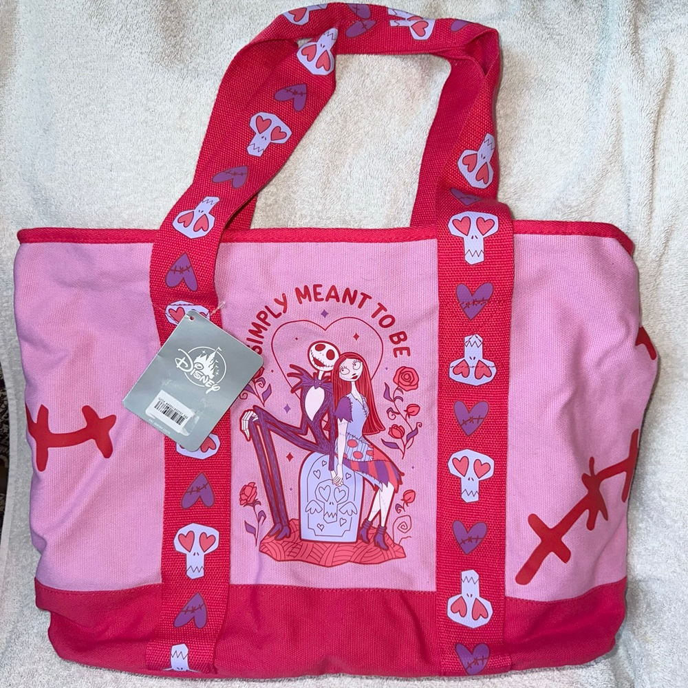 NWT 2024 The Nightmare Before Christmas Valentine’s Day Large Zippered Tote Bag